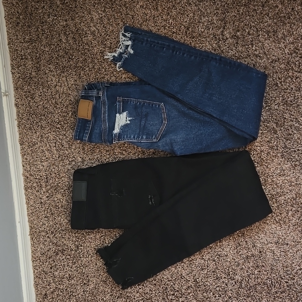 HI-rise Distressed Next Level Stretch Jeggings